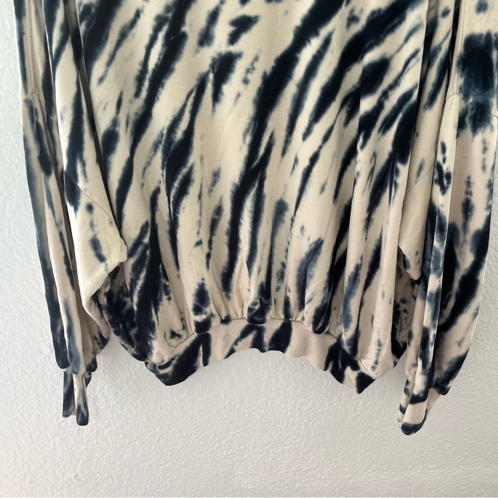 YOUNG FABULOUS & Broke JULIETTE TIE DYE OVERSIZED SWEATSHIRT SZ M BLUE SAFARI - Picture 7 of 11